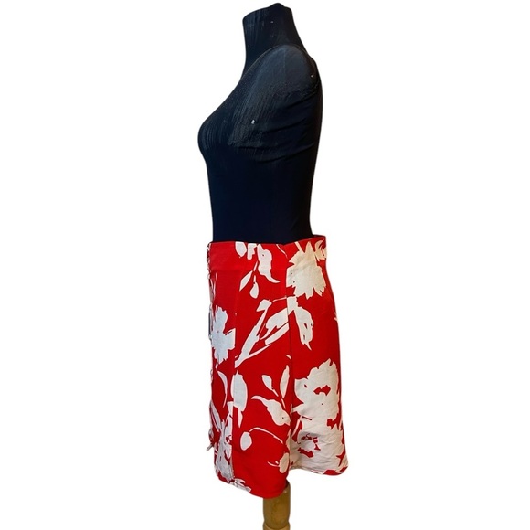 Vintage Silk Red & White Floral Mini Skirt With Buttons - Picture 7 of 16